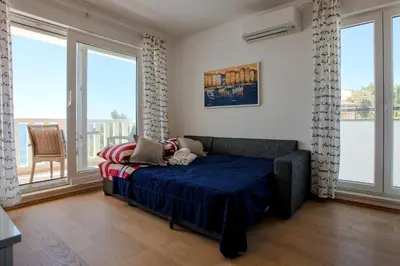 Krevet ili kreveti u jedinici u objektu Beach Stay Apartment Ivon