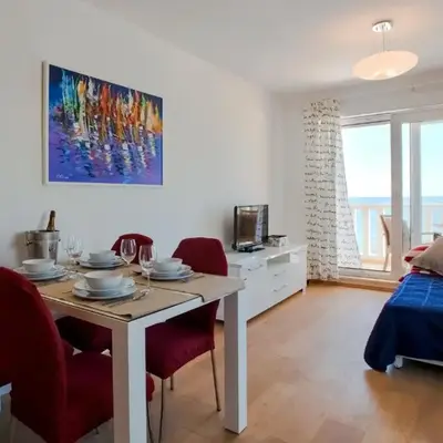 Beach Stay Apartment Ivon