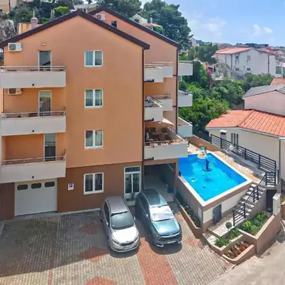 Lovely Apartment In Baska Voda With Swimming Pool