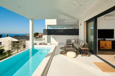 Bazen u objektu Villa Askana, 3 Bedrooms, 4 Baths, Infinity Pool, Whirlpool, Sea view, Outdoor kitchen ili u blizini