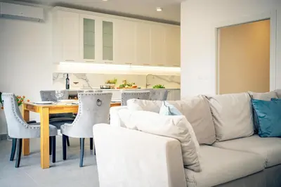 Kuhinja ili čajna kuhinja u objektu EMP Luxury Rental