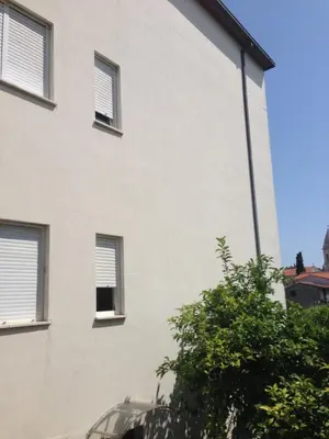 Zgrada u kojoj se nalazi apartman