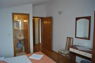 Kupaonica u objektu Apartmani Dalmadino