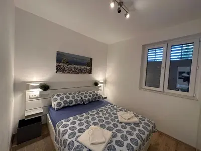 Krevet ili kreveti u jedinici u objektu Apartments with parking space Jelsa, Hvar - 22211