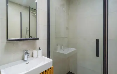 Kupaonica u objektu 3 Bedroom Nice Apartment In Omis