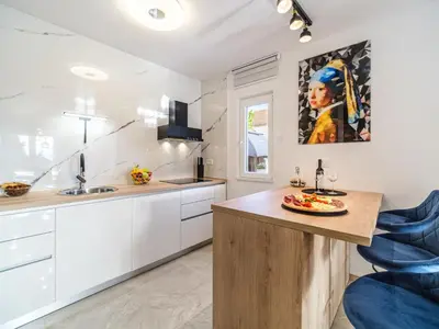 Kuhinja ili čajna kuhinja u objektu Holiday Home Villa Renesansa by Interhome