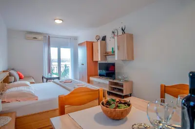 Krevet ili kreveti u jedinici u objektu Apartments Lokva Beach