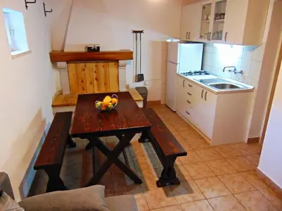 Kuhinja ili čajna kuhinja u objektu Secluded holiday house Postira, Brac - 22199