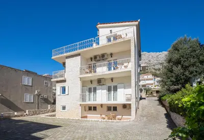 Zgrada u kojoj se nalazi apartman