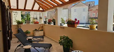 Balkon ili terasa u objektu House Benbello