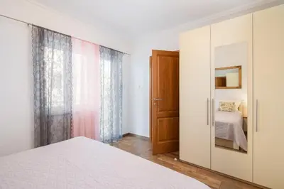 Krevet ili kreveti u jedinici u objektu Jasmir Apartment - Free parking near the beach