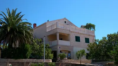 Zgrada u kojoj se nalazi apartman