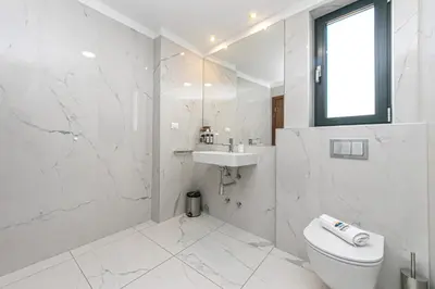 Kupaonica u objektu Seaside apartments with a swimming pool Brela, Makarska - 20229