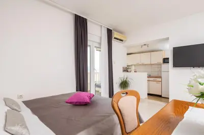 Kuhinja ili čajna kuhinja u objektu Seaview Apartment Gogi