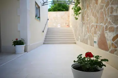 Tlocrt objekta Hvar Villa Malisko Apartments