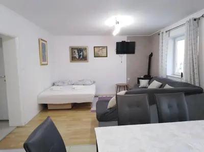 Krevet ili kreveti u jedinici u objektu Apartman Joskić nedaleko plaže