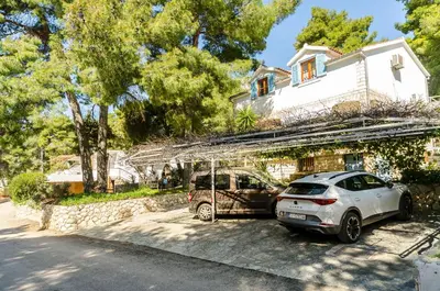 Zgrada u kojoj se nalazi apartman