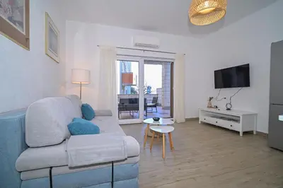 TV i/ili zabavni centar u objektu AMI Apartment Strožanac