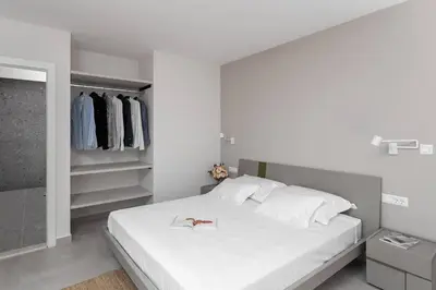 Krevet ili kreveti u jedinici u objektu Luxury Villa Ovation heated pool sea view