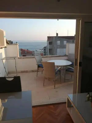 Tlocrt objekta Apartment Makarska 9