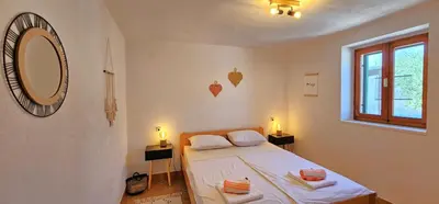 Krevet ili kreveti u jedinici u objektu Stone House with Pool, Set in Idillic Countryside - Villa Mir