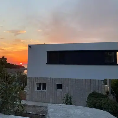 Apartments by the sea Postira
