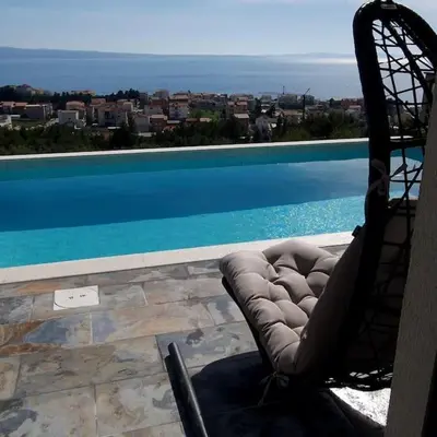 Bazen u objektu Home Nikola ili u blizini