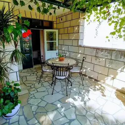 A2 Apartment FANI KANUN