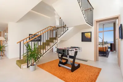 Tlocrt objekta Grandiose Brac Villa Villa Mediteranea 6 Bedrooms Infinity Pool & Outdoor Tv
