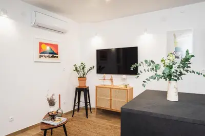 TV i/ili zabavni centar u objektu Perina apartments