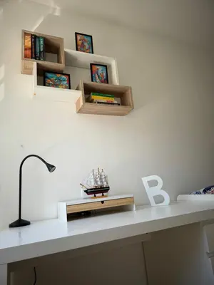 Knjižnica u apartmanu
