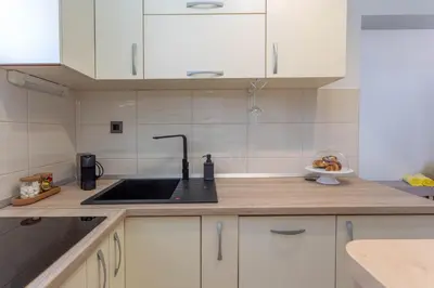 Kuhinja ili čajna kuhinja u objektu Tia Hvar Top View Apartment