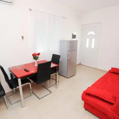 Kuhinja ili čajna kuhinja u objektu Apartmani Ivo