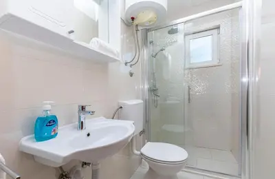 Kupaonica u objektu Apartments Horizont