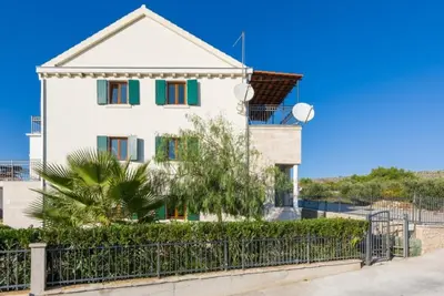Zgrada u kojoj se nalazi apartman
