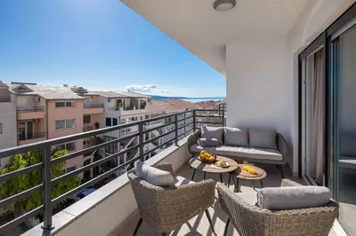 Balkon ili terasa u objektu TT Apartment with sea view and private parking