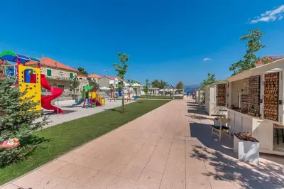 Dječje igralište u objektu Apartment Sidro
