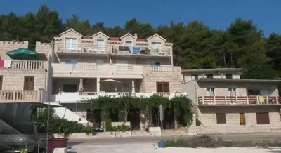 Zgrada u kojoj se nalazi apartman