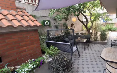 Vrt u objektu Modern two-bedroom apartment Iva Stobrec