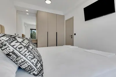 Krevet ili kreveti u jedinici u objektu Villa LiTo - only 50m from sea! - Makarska Exklusiv