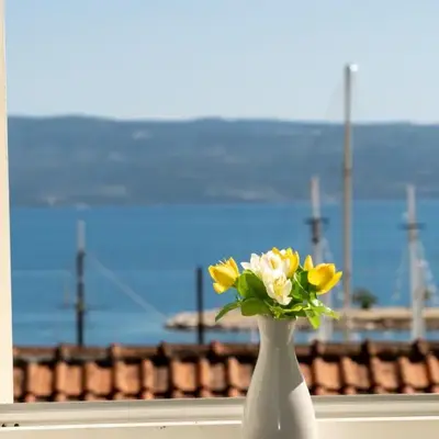 Apartment KATE only 10 meter from beach near SPLIT