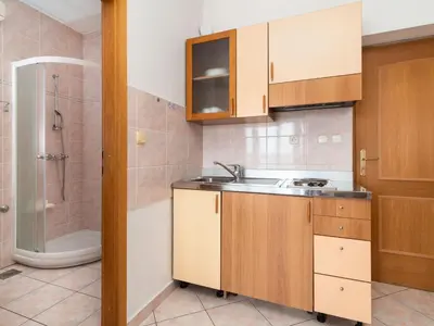 Kuhinja ili čajna kuhinja u objektu Studio Jerkan 12 by Interhome