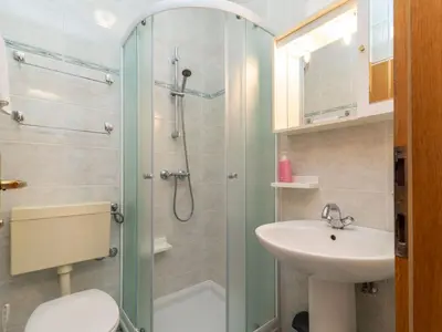 Kupaonica u objektu Apartment Jerkan 15 by Interhome