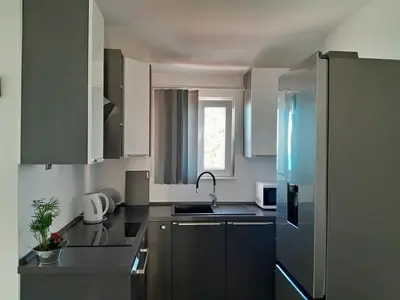 Kuhinja ili čajna kuhinja u objektu Apartments with parking space Omis - 23229