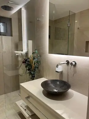 Kupaonica u objektu Infinity N5 Villa Brzet