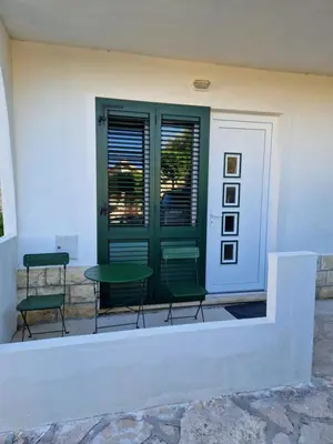 Tlocrt objekta Apartman Bauer - Omiš- Nemira, free parking