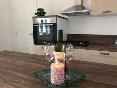 Kuhinja ili čajna kuhinja u objektu Villa Luisa für bis zu 8 Personen mit Pool, Klima, Grill, Tischtennis, Boccia