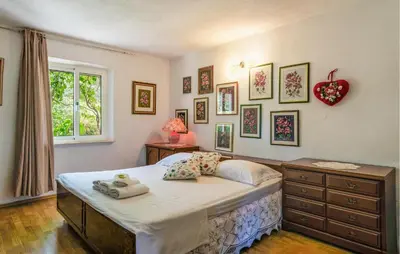 Krevet ili kreveti u jedinici u objektu 2 Bedroom Stunning Home In Novo Selo