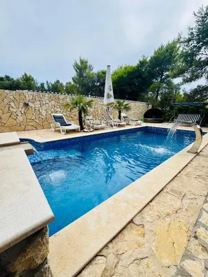 Bazen u objektu Villa Paradisio Ruheoase - Pool - Klima - Küche - Parken ili u blizini