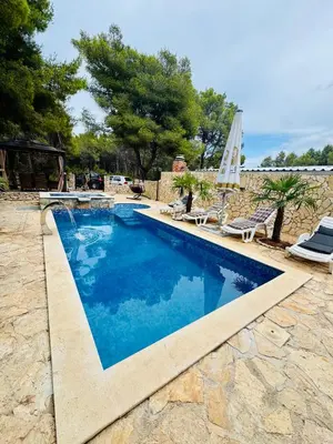 Bazen u objektu Villa Paradisio Ruheoase - Pool - Klima - Küche - Parken ili u blizini